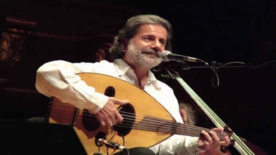 مارسيل خليفة يحيي الشهداء في حفلة بالقاهرة