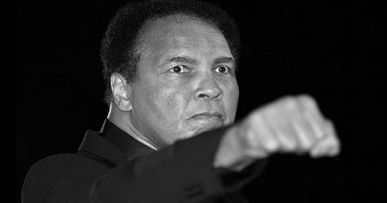 المـوت يغيـب أسطـــــورة الملاكمـة محمــد علـي كـــــلاي