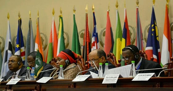 رسميـّـاً المغـــْــرب عضـواً فـي الإتحـــاد الأفريقـــي بمسانـدة مصــــــرية