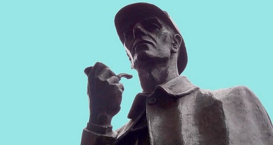 “الرجل الذي لم يعش مطلقاً ولن يموت أبدا” معرض حول شخصية شرلوك هولمز