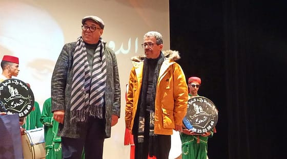 مهرجان تامسنا للفيلم إفتتح دورته الثانية باحتفاء بالسينما الأمازيغية وتكريم وجوه فنية بارزة