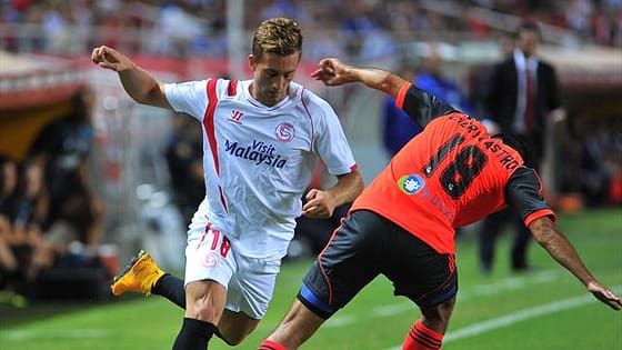 10 لاعبين قادرين على إنقاذ برشلونة من مصيبة الانتقالات